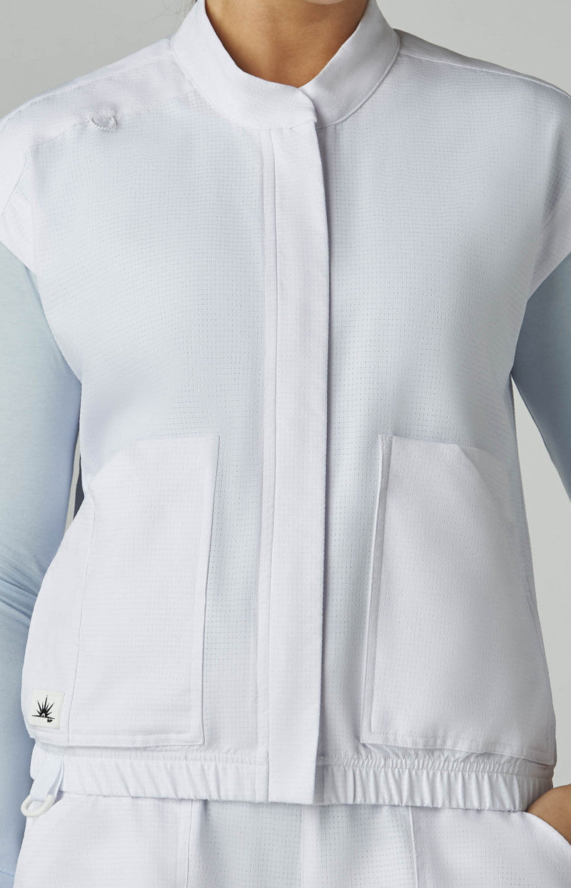 COLOR:White