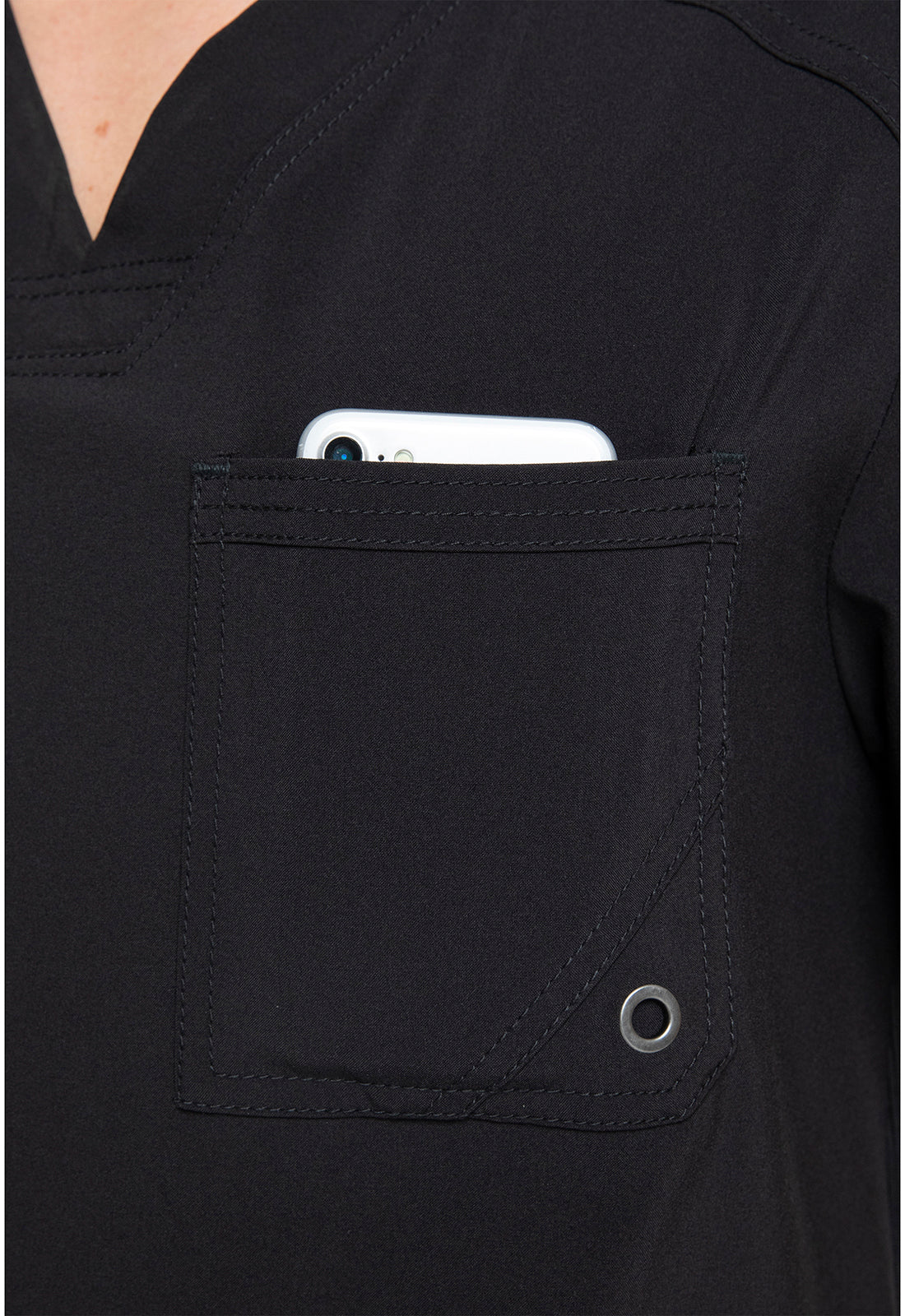 Polera Clínica Hombre CK900a Negro BAPS Cherokee Infinity Legacy