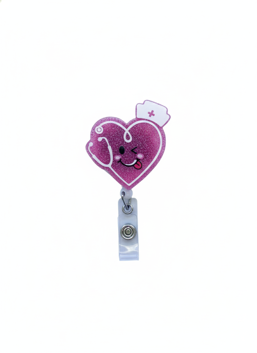 Portacredencial rosa acrílico Corazón Nurse - Uniformes Clínicos Sami