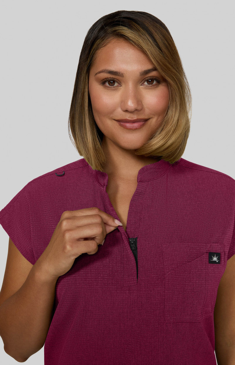 COLOR:Vino
