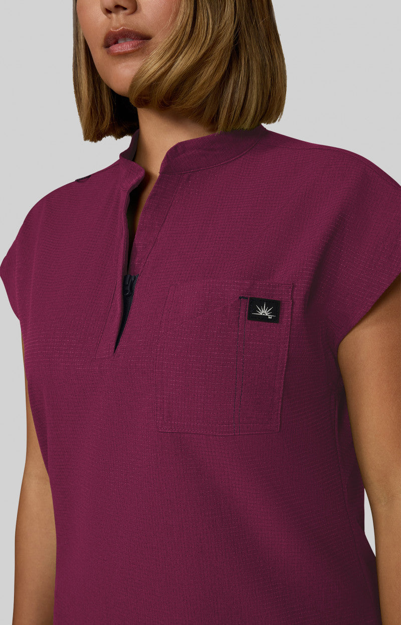 COLOR:Vino