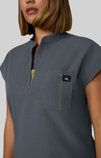 COLOR:Gris Carbón