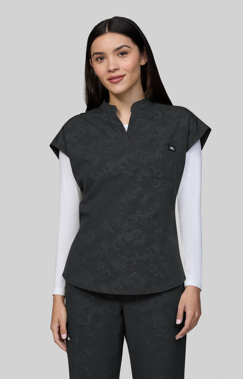 COLOR:Camo Black