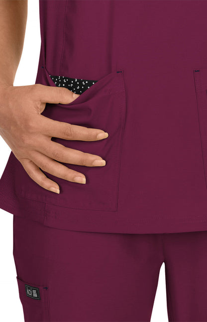 COLOR:Vino