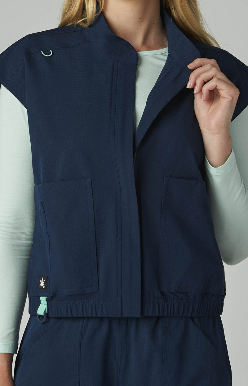 COLOR:Navy