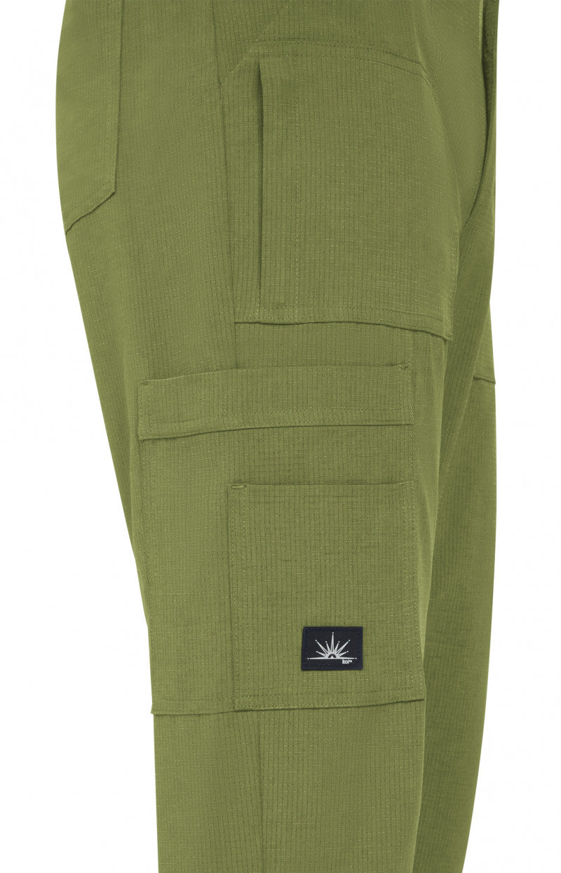 COLOR:Martini Olive