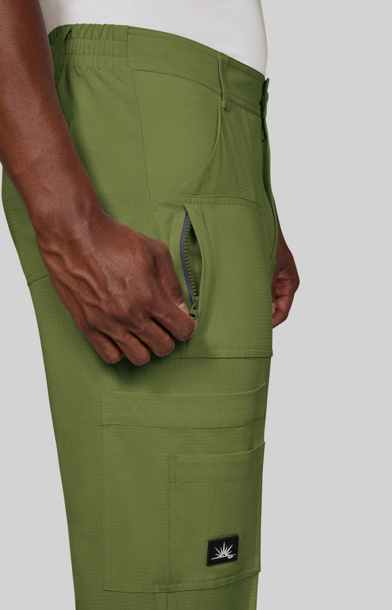 COLOR:Martini Olive