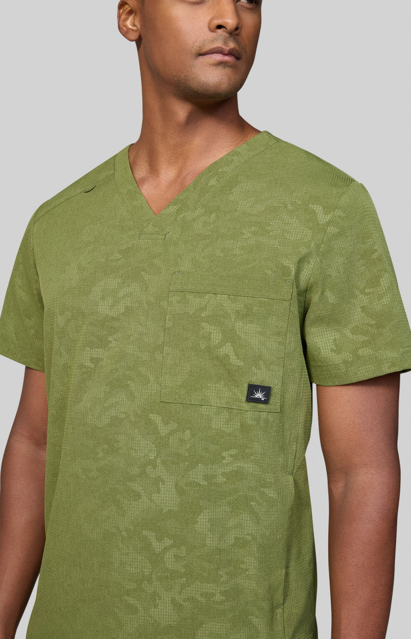 COLOR:Camo Martini Olive