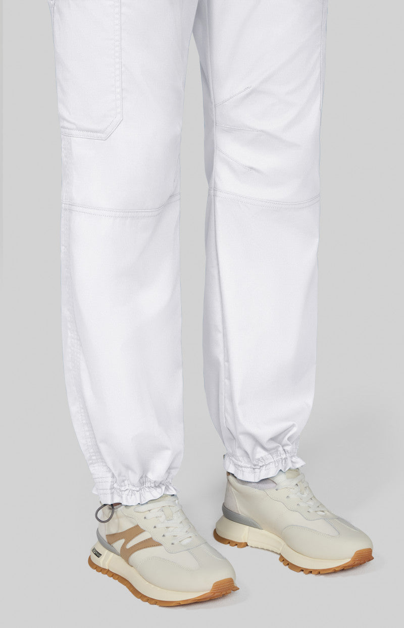 COLOR:Blanco