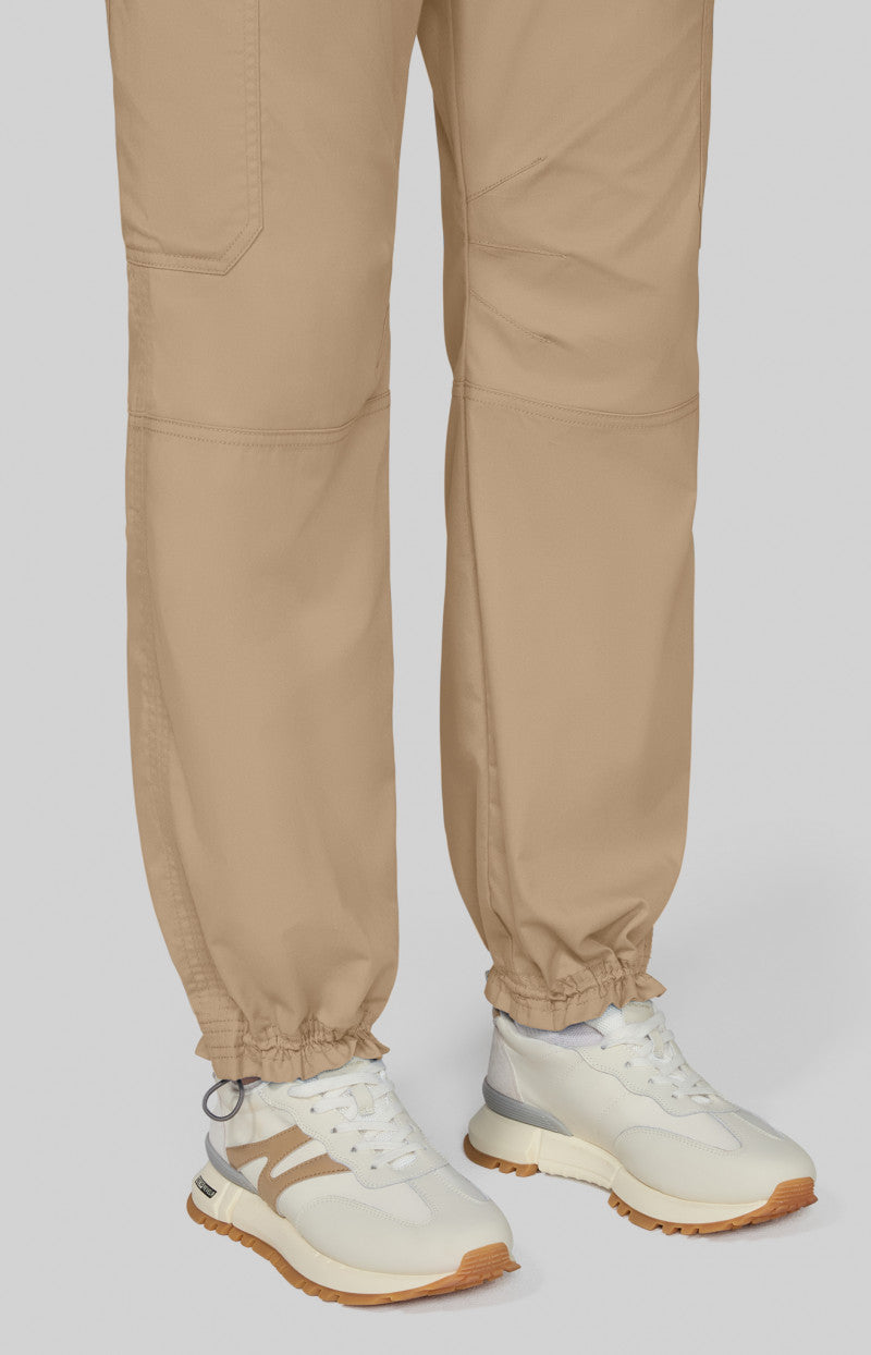 COLOR:Camel