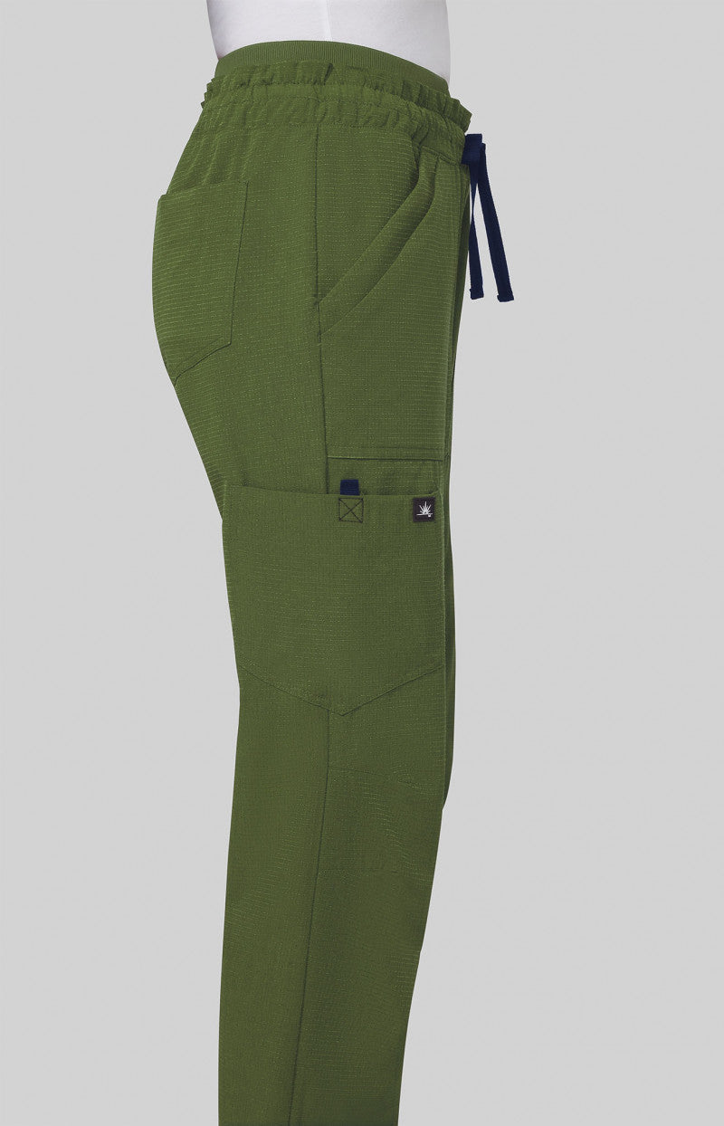 COLOR:Martini Olive