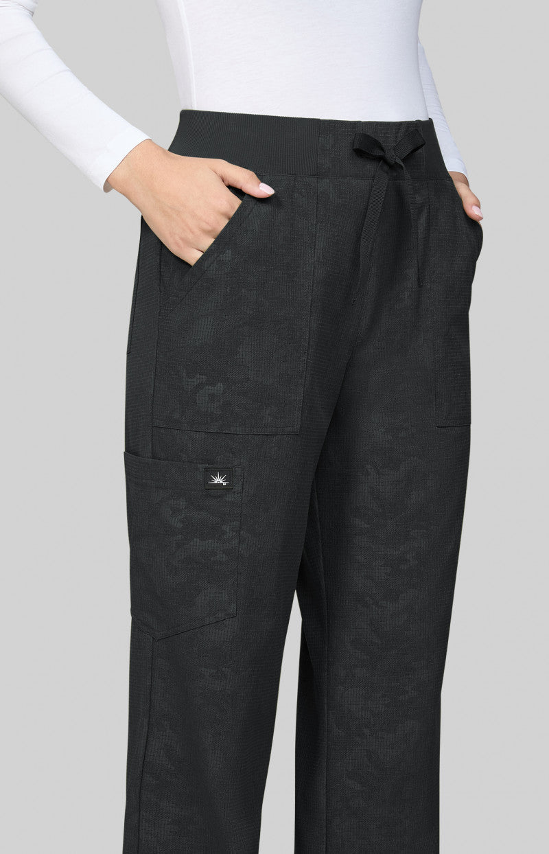 COLOR:Camo Black