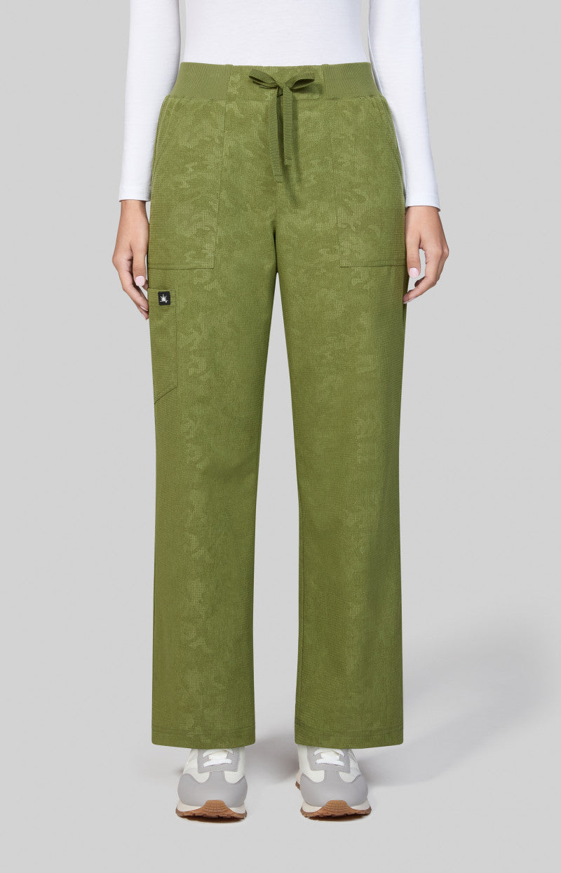 COLOR:Camo Martini Olive