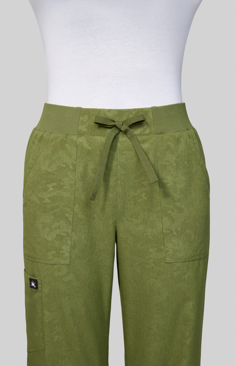 COLOR:Camo Martini Olive