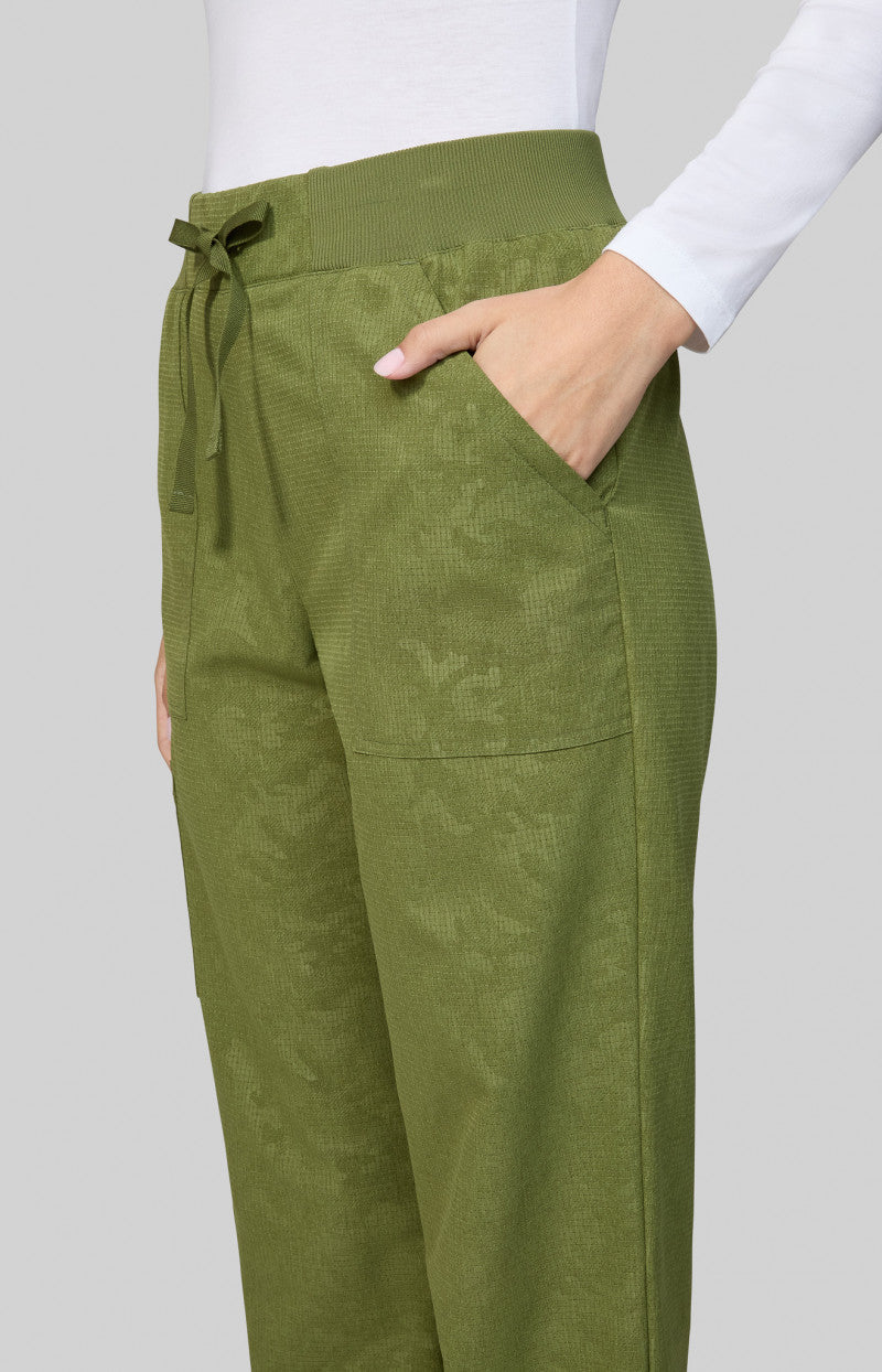 COLOR:Camo Martini Olive