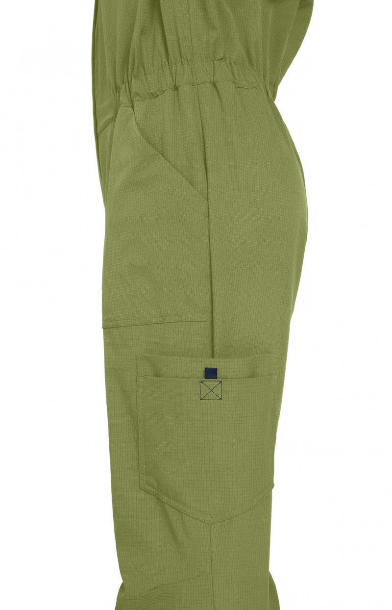 COLOR:Martini Olive
