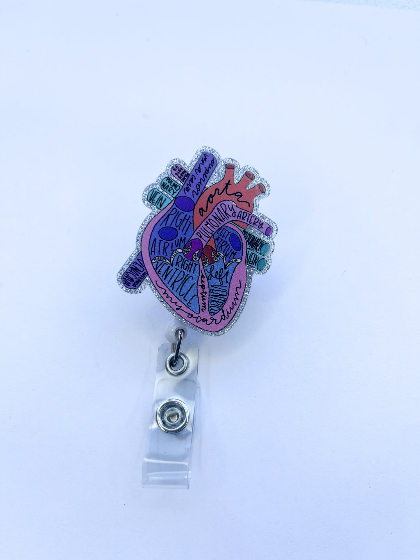 Porta credencial acrílico Corazón Colores