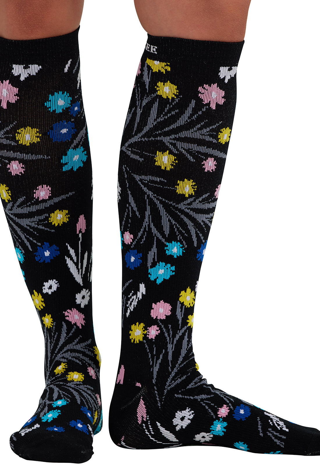 COLOR:Breezy Buds