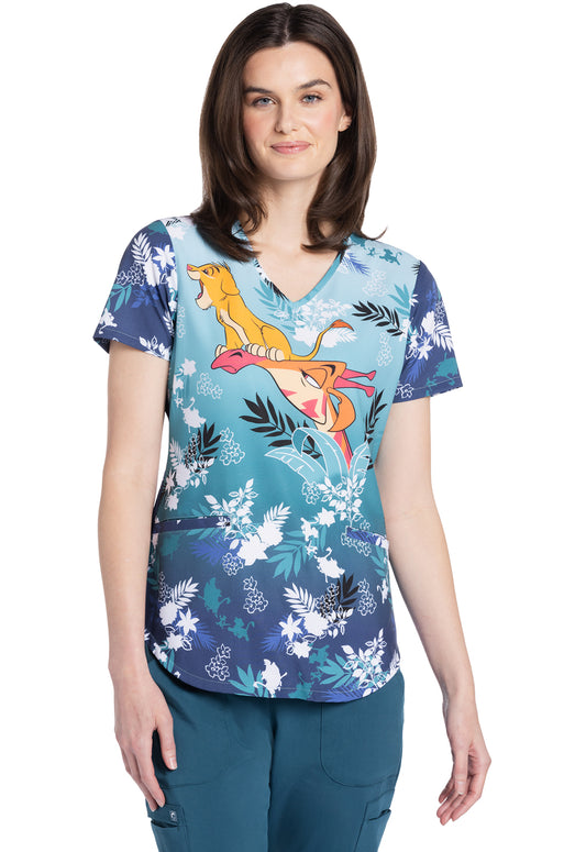 Polera Clínica Disney Mujer LKPW Estampado Lion King Tooniforms