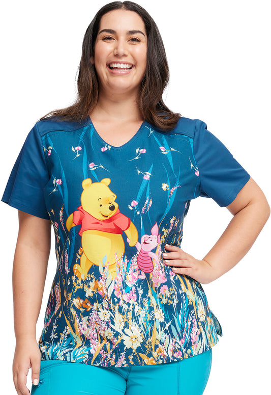 Polera Clínica Disney Mujer TF639 PHWK Estampado Winnie Tooniforms