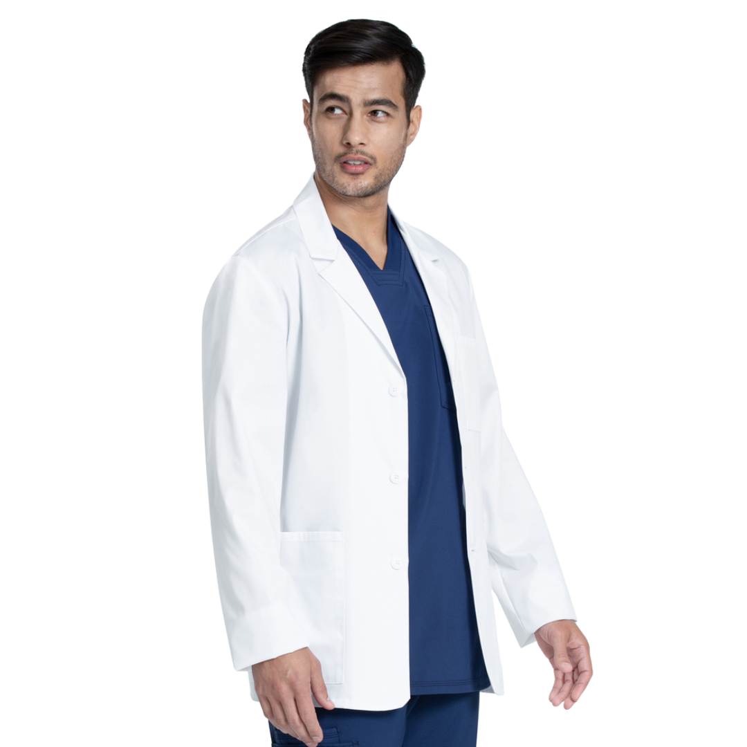 Bata clínica hombre Cherokee Blanca CK401, vista trasera - Uniformes Clínicos Sami