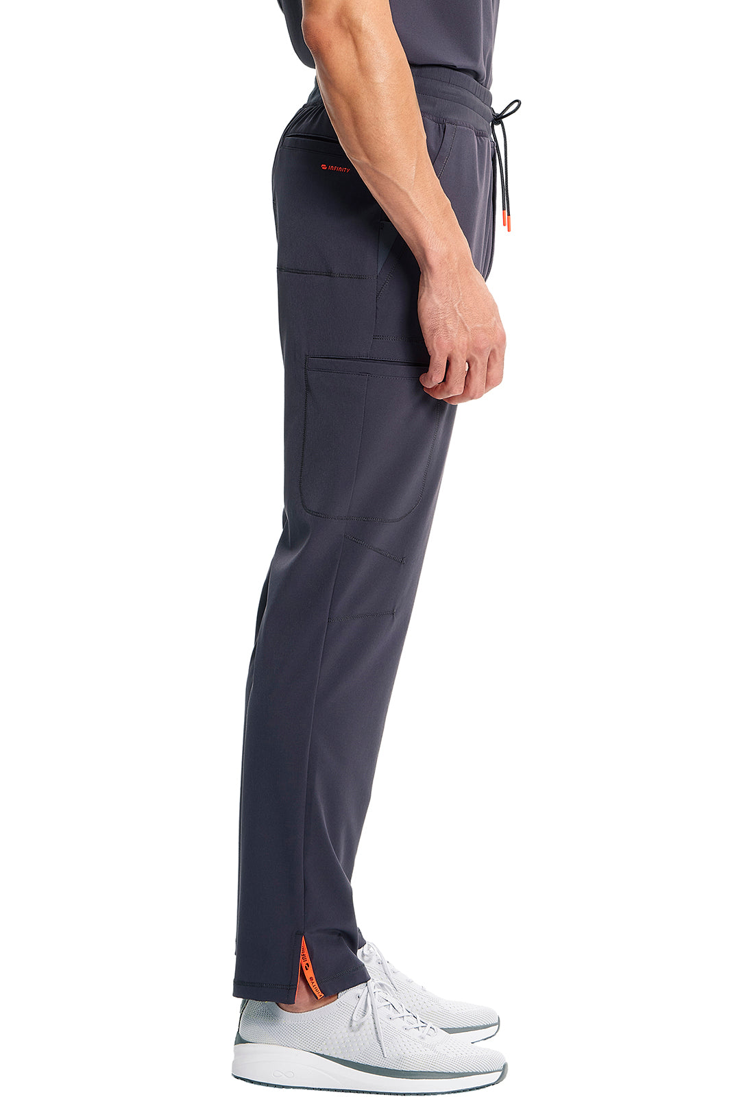 Pantalón clínico hombre gris Cherokee Infinity PWT GNR8 IN200A, vista trasera - Uniformes Clínicos Sami