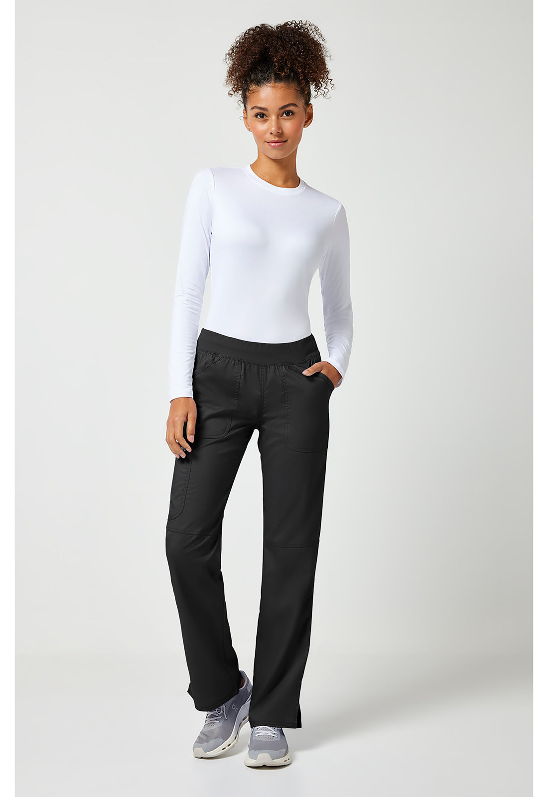 Pantalón clínico mujer Cherokee Revolution Workwear WW110, detalle 4 - Uniformes Clínicos Sami