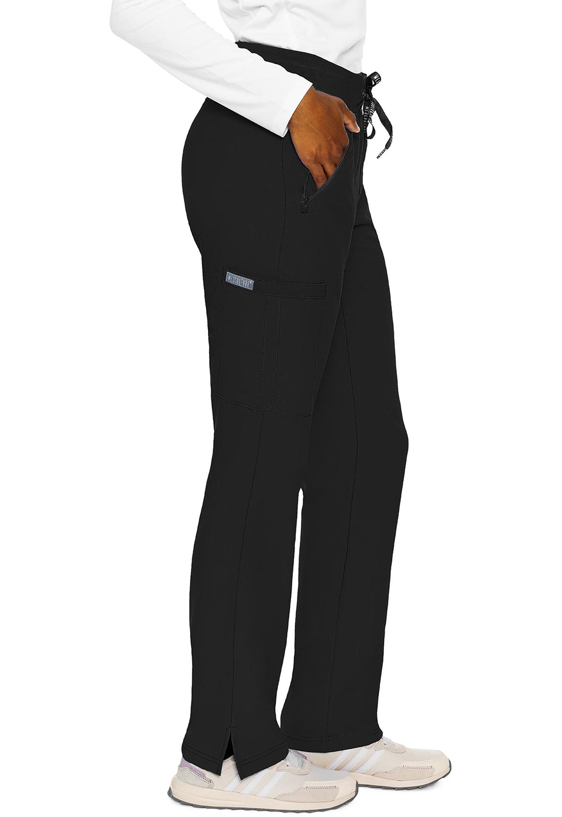 Pantalón clínico mujer Med Couture Insight MC2702, vista trasera - Uniformes Clínicos Sami