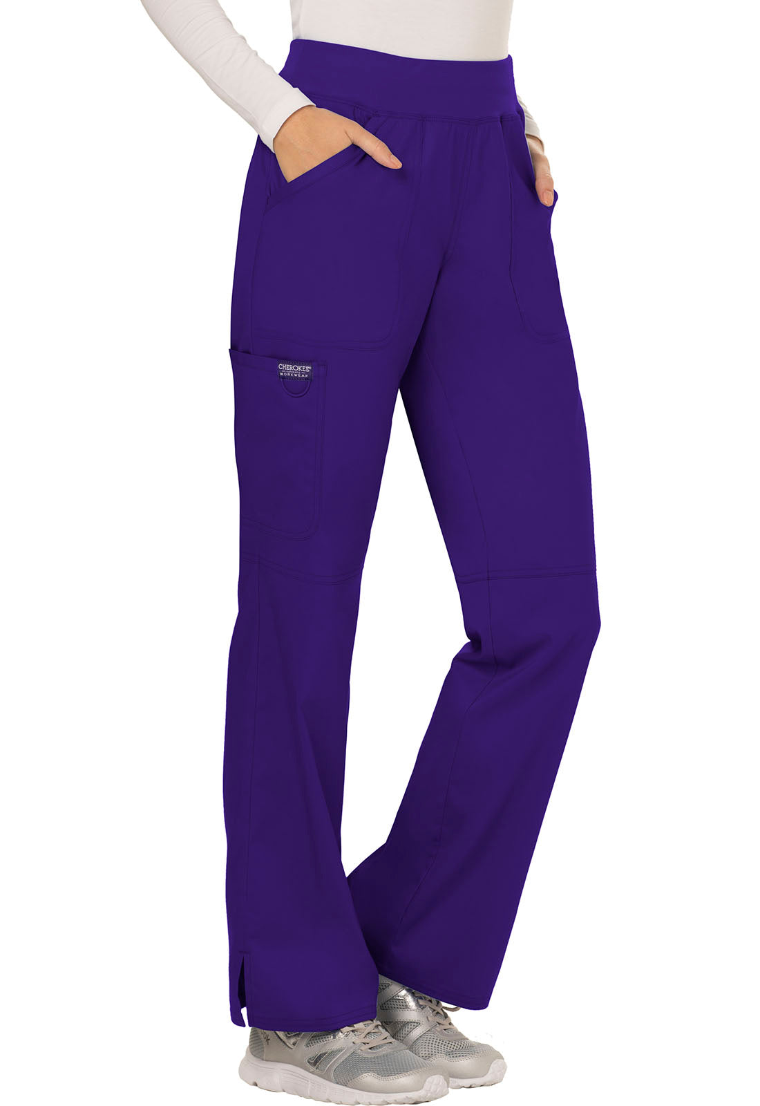Pantalón clínico mujer morado Cherokee GrapeWW110 Revolution Workwear, vista trasera - Uniformes Clínicos Sami