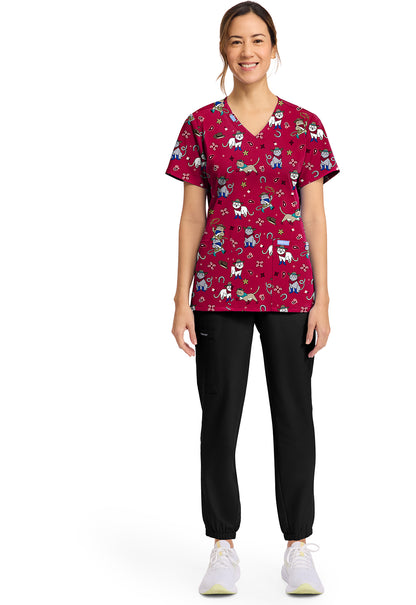 Polera clínica mujer Cherokee Estampada Ck856 CGKT, vista trasera - Uniformes Clínicos Sami