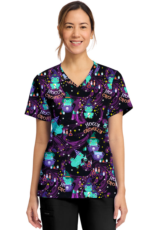 Polera clínica mujer Cherokee Estampada Ck856 HCCK - Uniformes Clínicos Sami