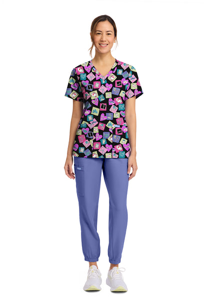 Polera clínica mujer Cherokee Estampada HTHB CK856, detalle 3 - Uniformes Clínicos Sami