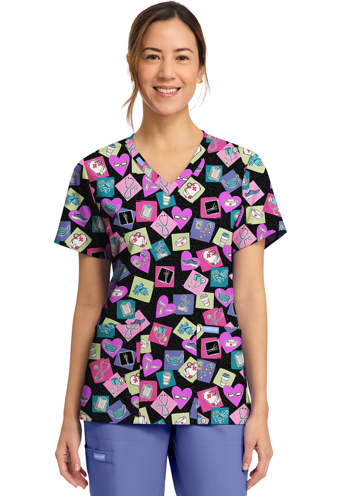 Polera clínica mujer Cherokee Estampada HTHB CK856, detalle 4 - Uniformes Clínicos Sami