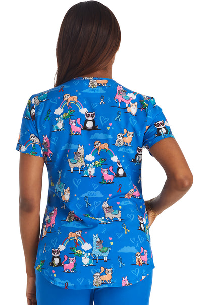 Polera clínica mujer Cherokee Estampada LVCS CK637, vista trasera - Uniformes Clínicos Sami