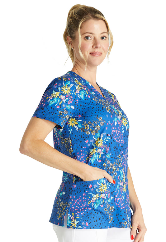 Polera clínica mujer Cherokee Estampada PWKP CK671 - Uniformes Clínicos Sami