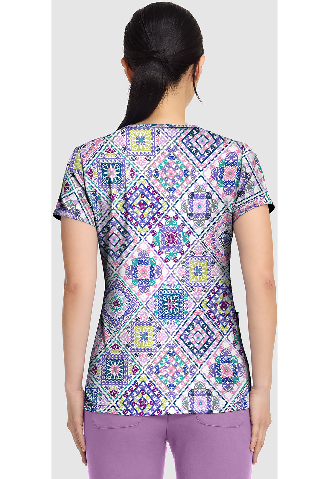 Polera clínica mujer Med Couture estampada CYDA MC8564, detalle 2 - Uniformes Clínicos Sami