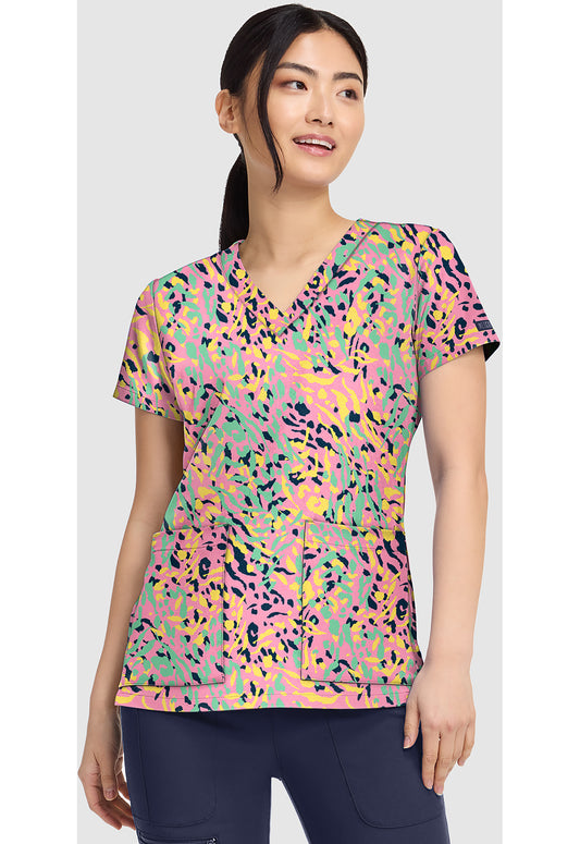 Polera clínica mujer Med Couture estampada TTFT MC8564 - Uniformes Clínicos Sami