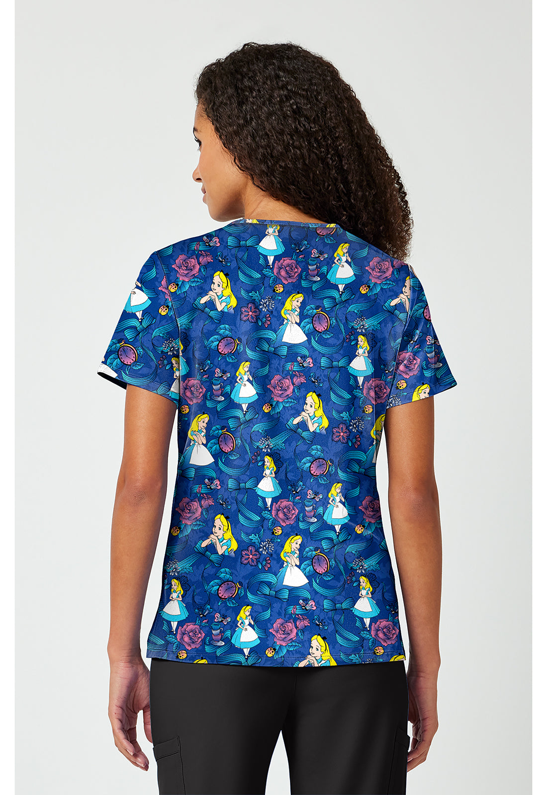 Polera clínica mujer Tooniforms estampada ALWT TF797, vista trasera - Uniformes Clínicos Sami