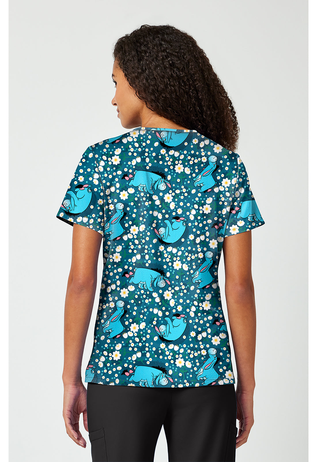 Polera clínica mujer Tooniforms estampada PHEF TF797, vista trasera - Uniformes Clínicos Sami