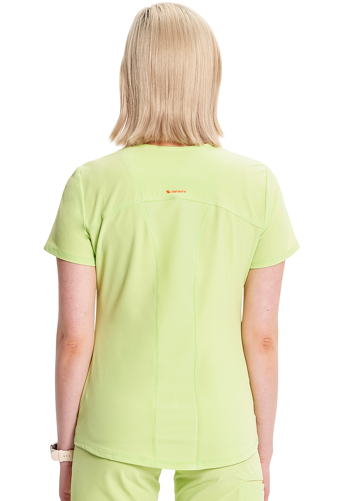 Polera clínica mujer verde Cherokee Infinity IN620a Energy GNEN, detalle 3 - Uniformes Clínicos Sami