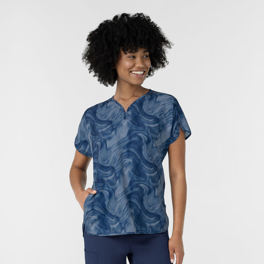 Polera clínica WonderWink estampada DDNT 6267 - Uniformes Clínicos Sami