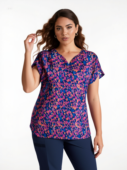 Polera clínica WonderWink estampada PDNV 6267 - Uniformes Clínicos Sami