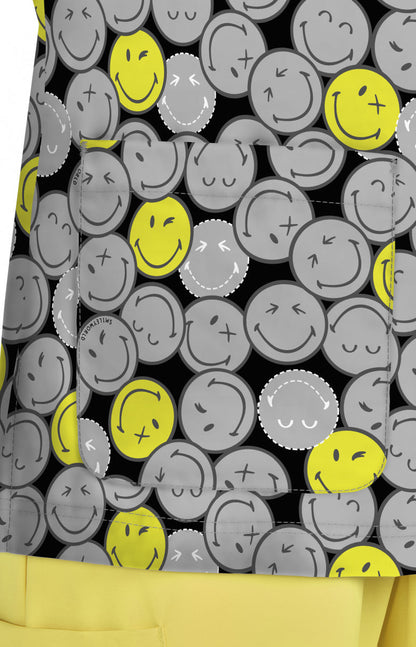COLOR:Smiling All Around