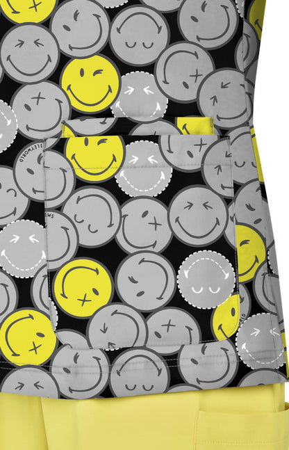 COLOR:Smiling All Around