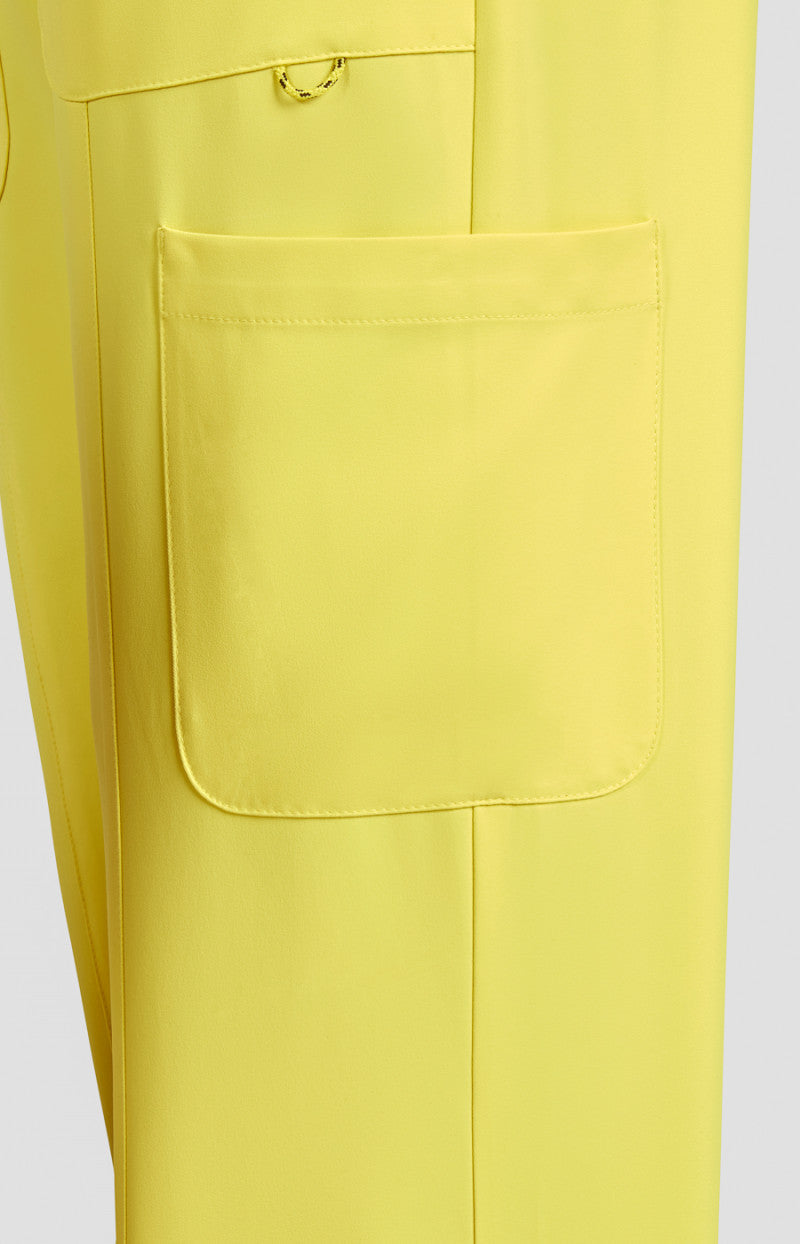 COLOR:Loving Yellow