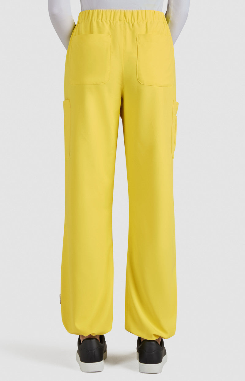 COLOR:Loving Yellow