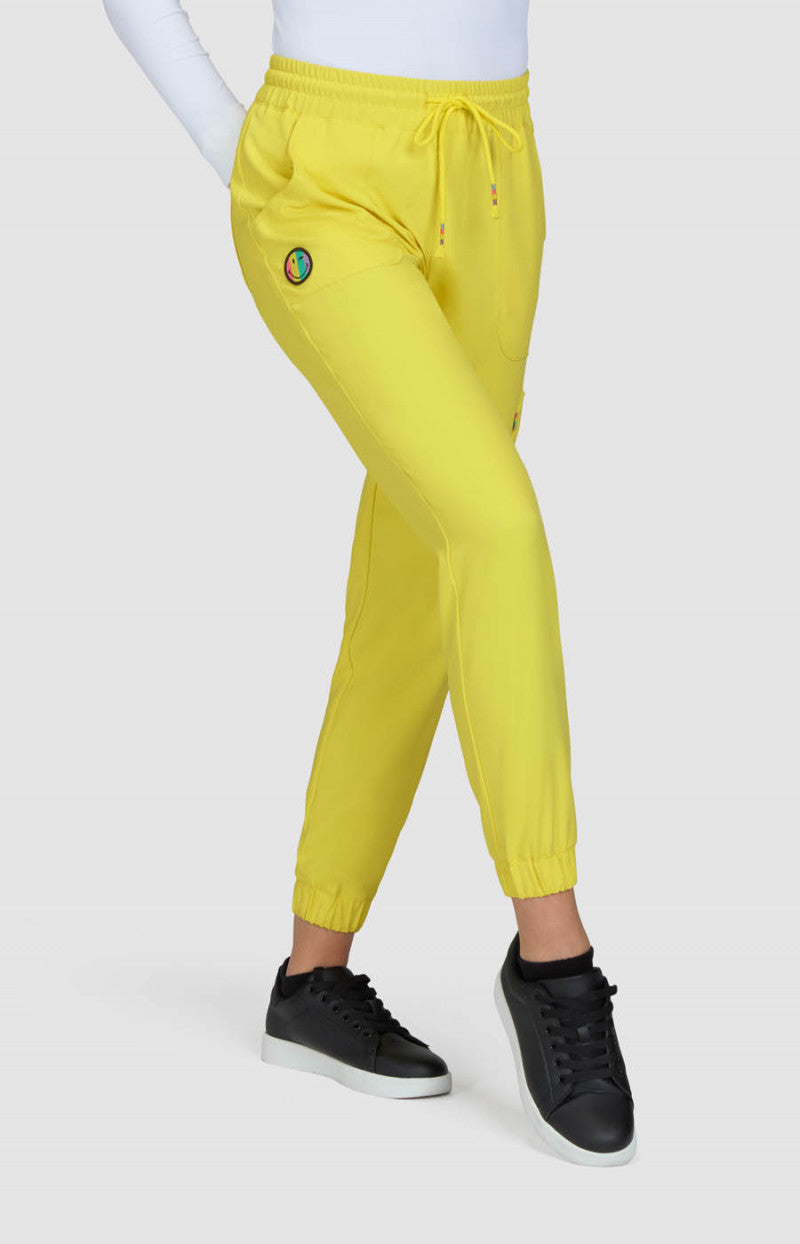 COLOR:Loving Yellow