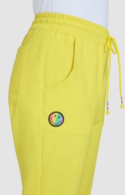 COLOR:Loving Yellow