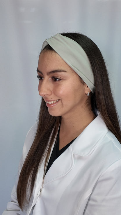 Uniforme clínico mujer gris Touca Claro, vista trasera - Uniformes Clínicos Sami